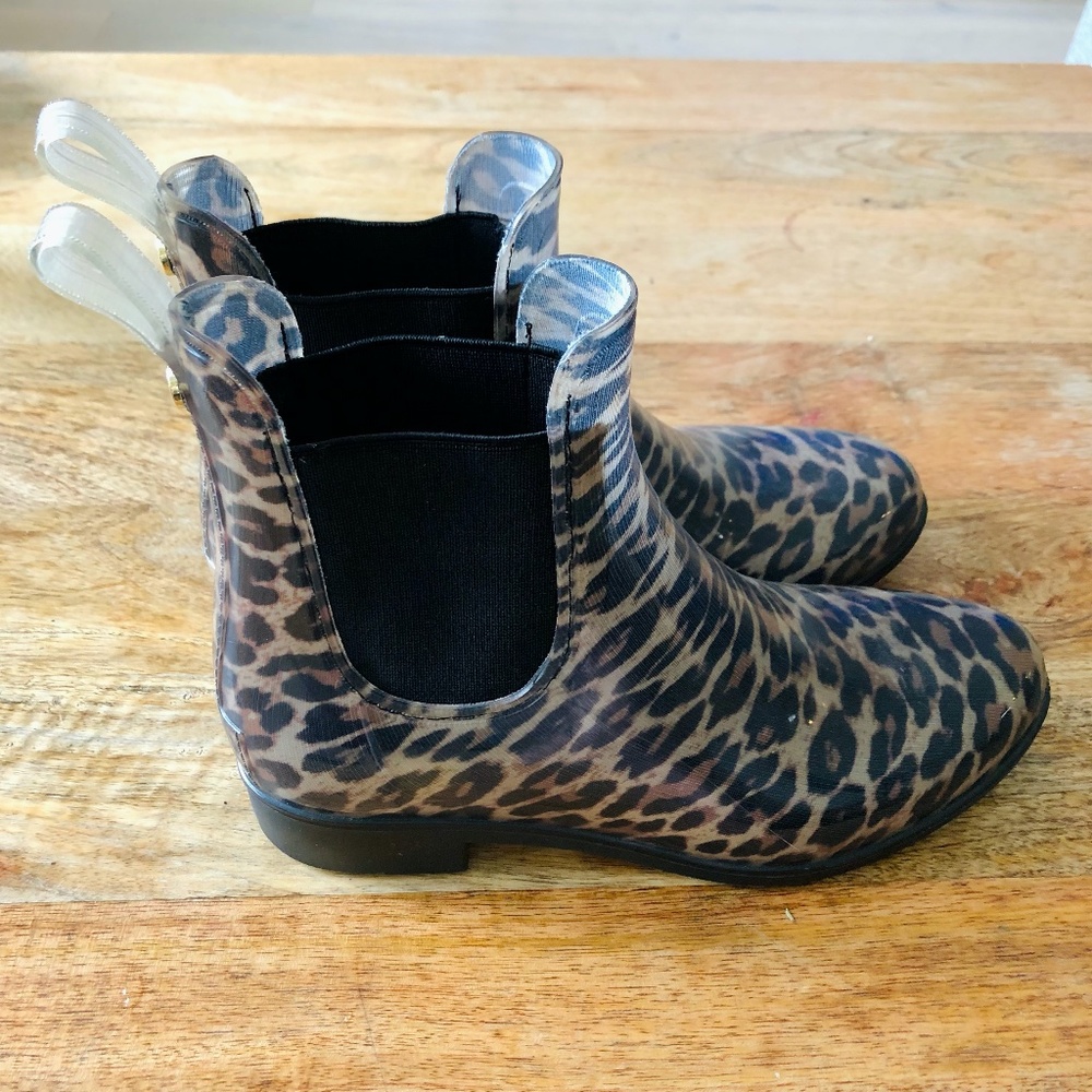 Sam Edelman Tinsley Rubber Cheetah Rain Boots Size 6
